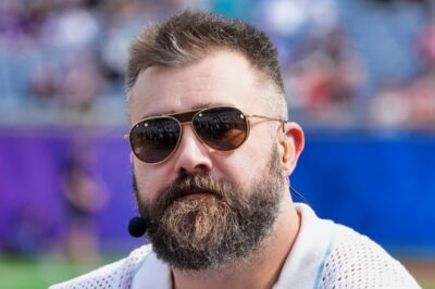 “Angry” NFL Fans Are Turning Against Jason Kelce For His Head-Scratching Decision /d