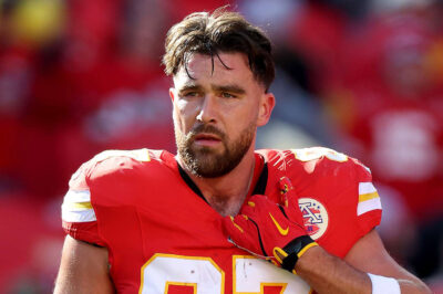 Shocked with the Ranking of the 10 greatest Kansas City Chiefs players of all time. Unexpectedly, Travis Kelce ranked in the…/hi